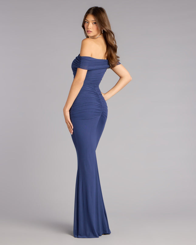 The Ashlynn Off-Shoulder Mermaid Formal Dress is a denim blue prom dress that blends trend-forward design with a flattering fit, perfect for celebrating your night with confidence.
