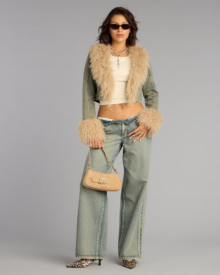 This piece brings trend-right energy to the Scene Stealer Faux Fur Crop Denim Jacket, perfect for fall outfits that stand out.